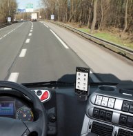 systemy GPS ułatwiające transport